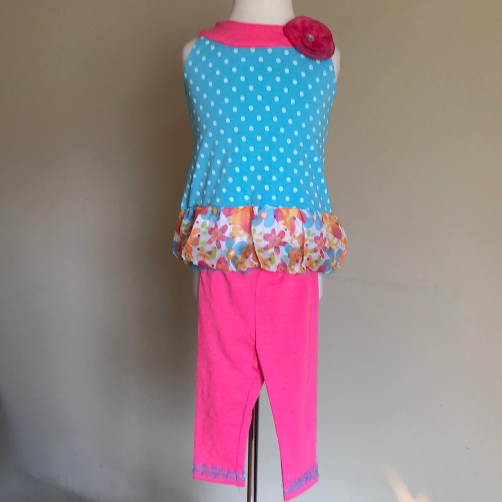 Girls 18M 2 Piece sleeveless Shirt and Capris NWOT